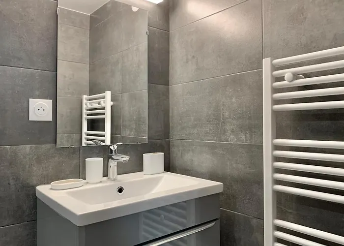 #ct The Cozy Nest Апартаменти